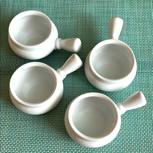 4 Sur La Table White Handle Porcelain French Onion Soup Bowls - Picture 1 of 10